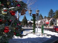 SnowAndSunshine_BigBearThisMorning_Village-528x394-653x405
