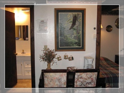timberline lodge writing table in cabin #4 
